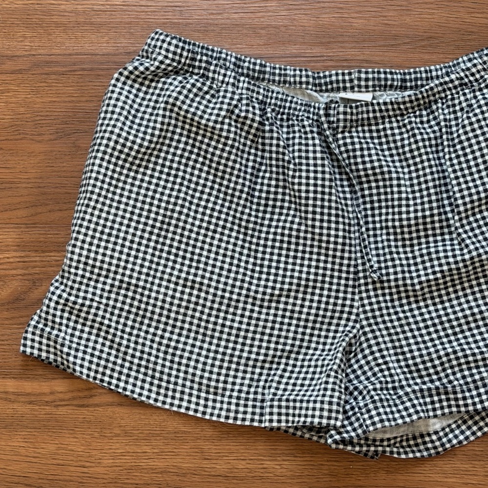 A NEW DAY black and white gingham shorts